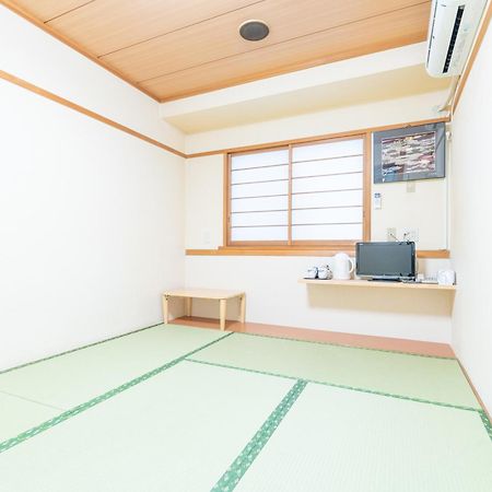 Sakura Ryokan Asakusa Iriya Токио Экстерьер фото