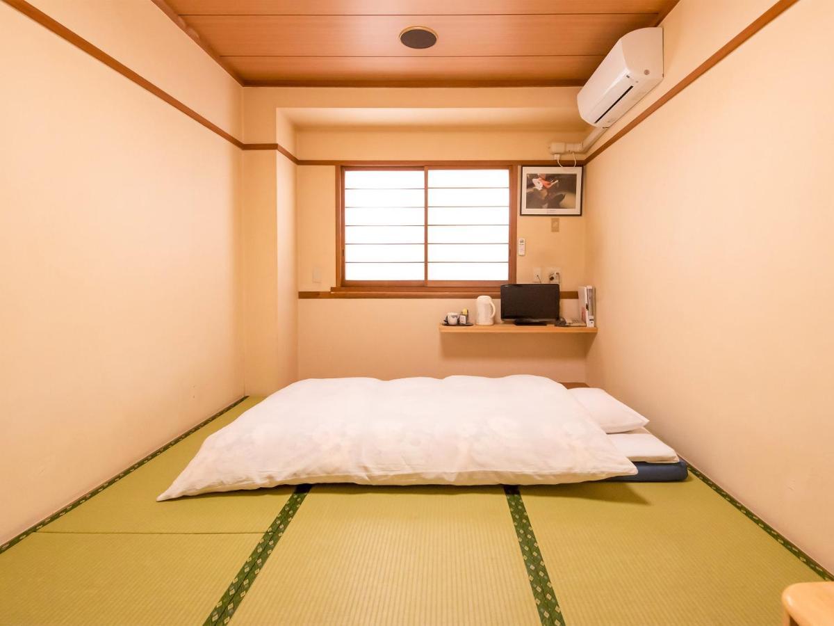 Sakura Ryokan Asakusa Iriya Токио Экстерьер фото