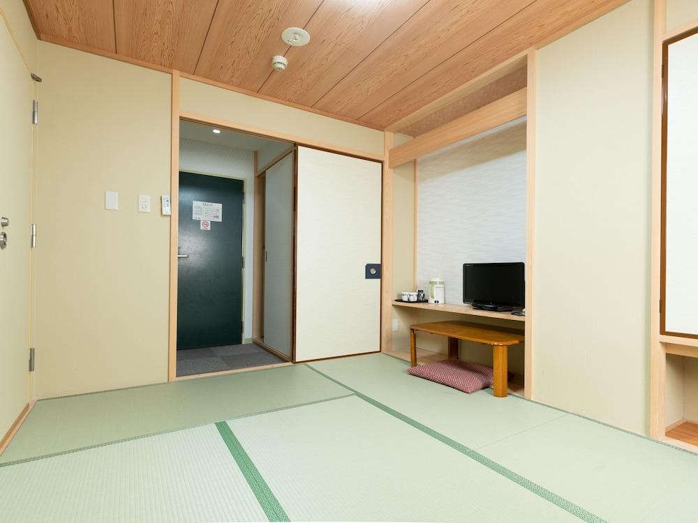Sakura Ryokan Asakusa Iriya Токио Экстерьер фото